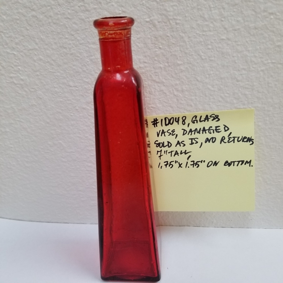 #10048 Rare Collectible Red Glass 7" Vase - Picture 2 of 7